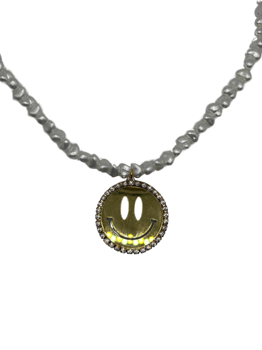 Pearl smiley ketting gold